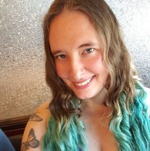 Meet your Posher, Tabitha